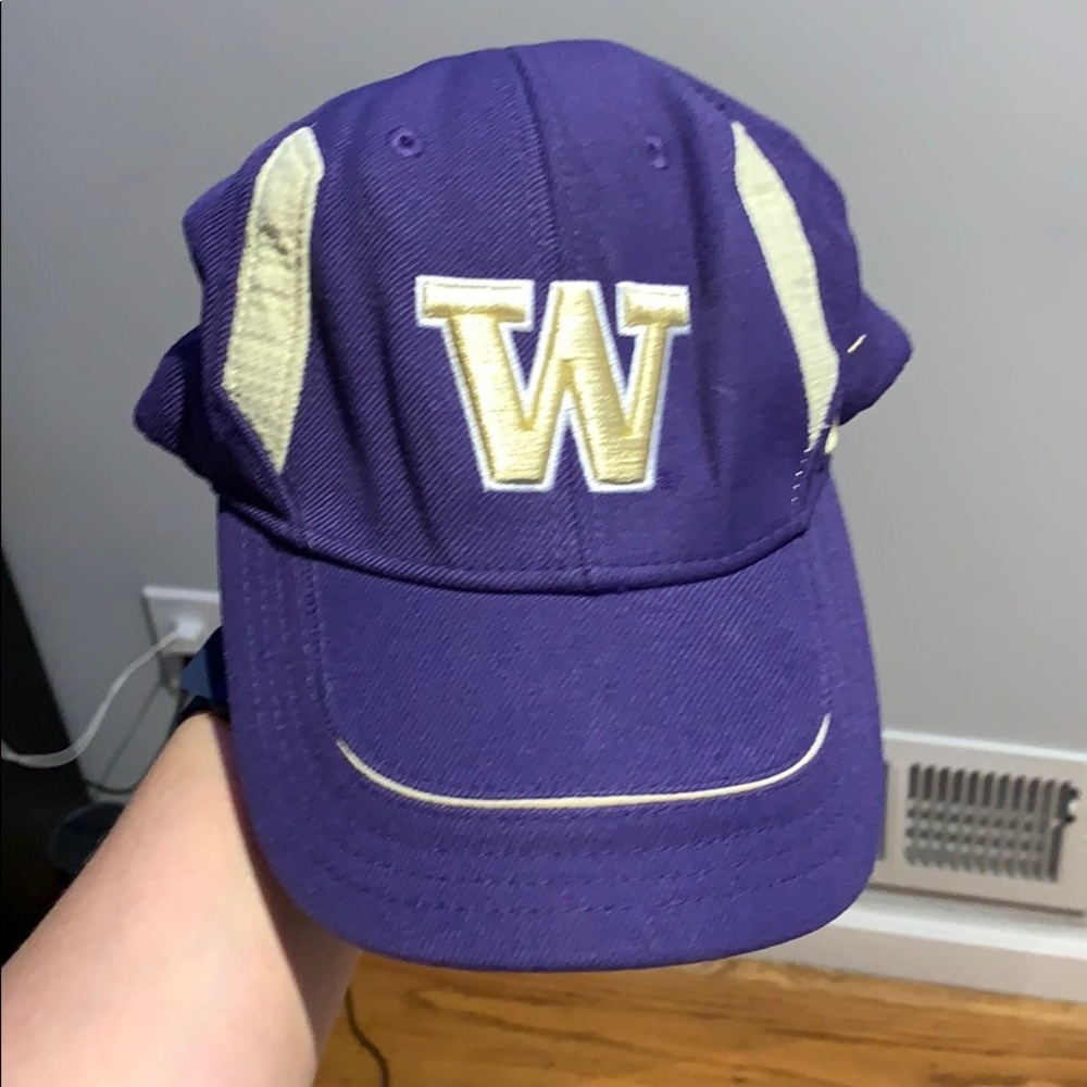 University of Washington Nike baseball cap
